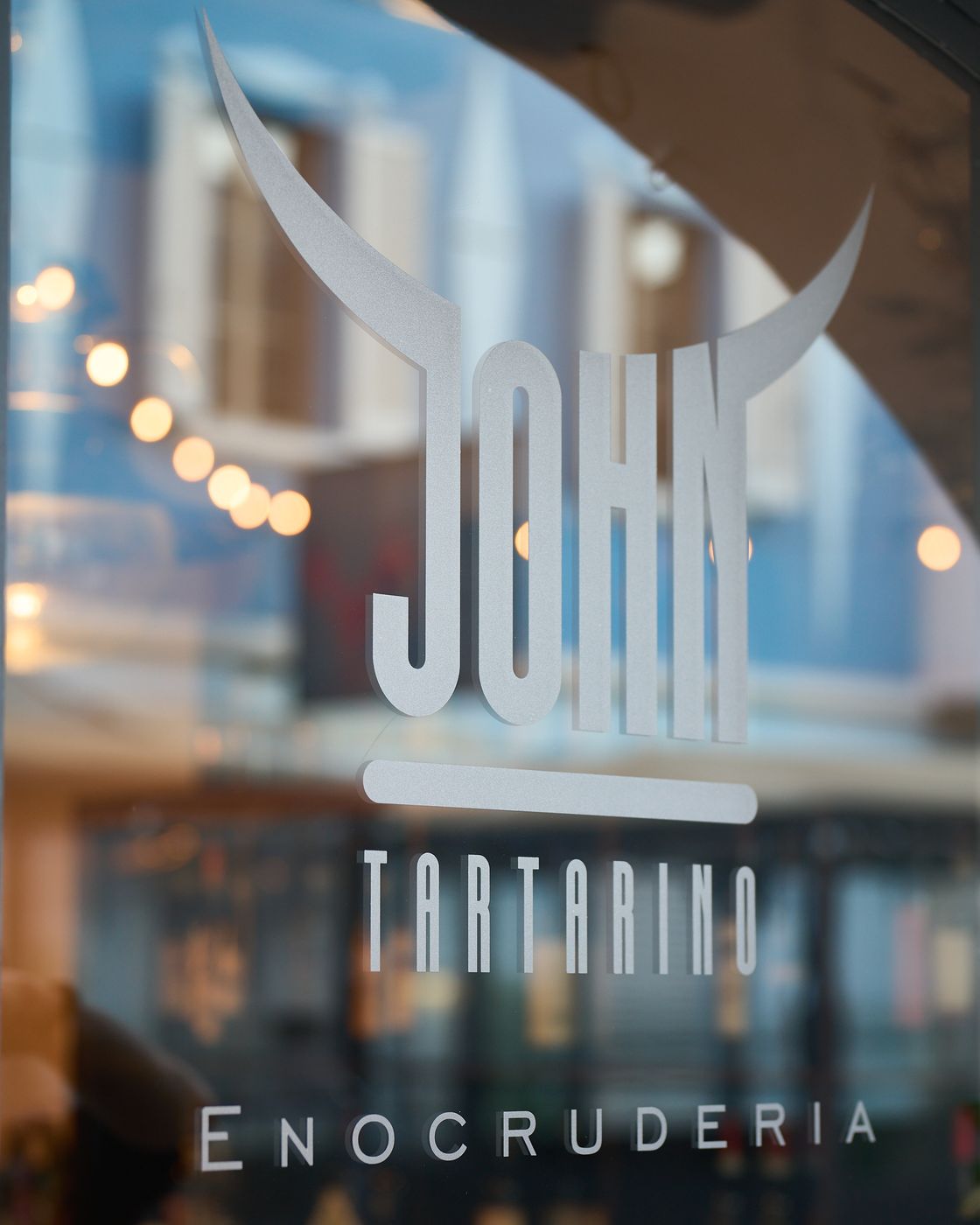 Sera — John Tartarino, Follonica